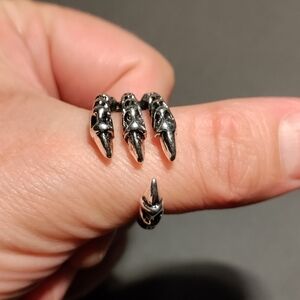NEW Stainless Steel Silver Claw Ring